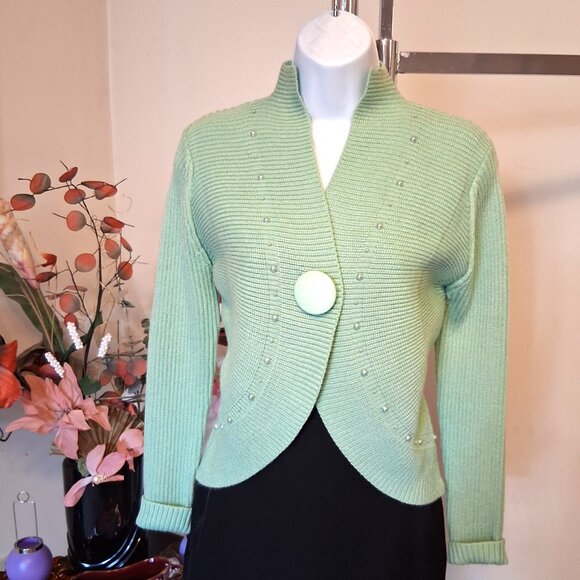 NWT Woman's Light Green One Button Knit Shrug Open Front Cardigan Sweater - Picture 2 of 9